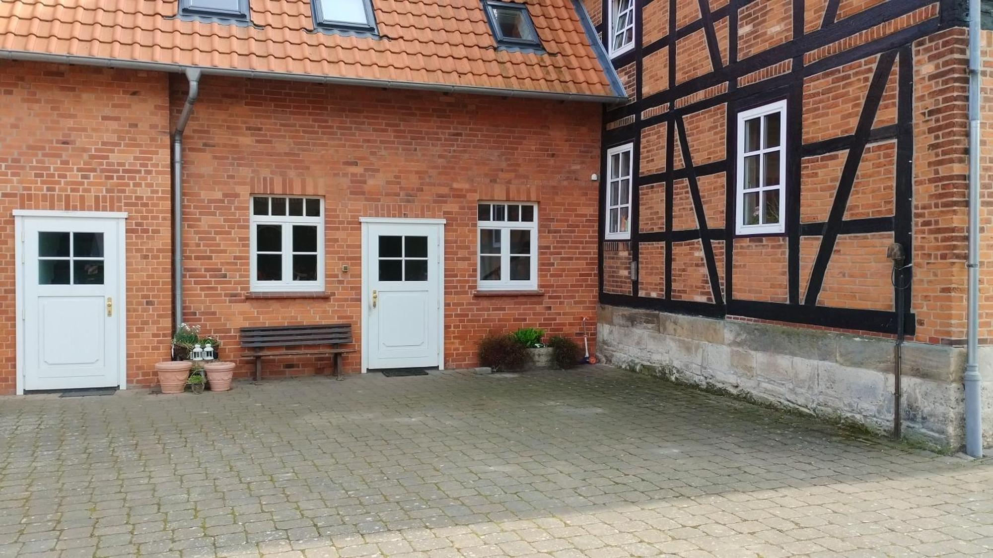 Ferienwohnung Wohnen Auf Dem Bauernhof Laatzen Exterior foto